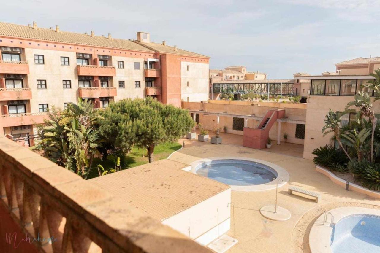 Apartamento Junto A La Playa Con Piscina Y Parking Пунта-Умбрия Экстерьер фото